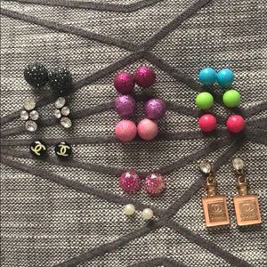 NWOT Assortment of earrings